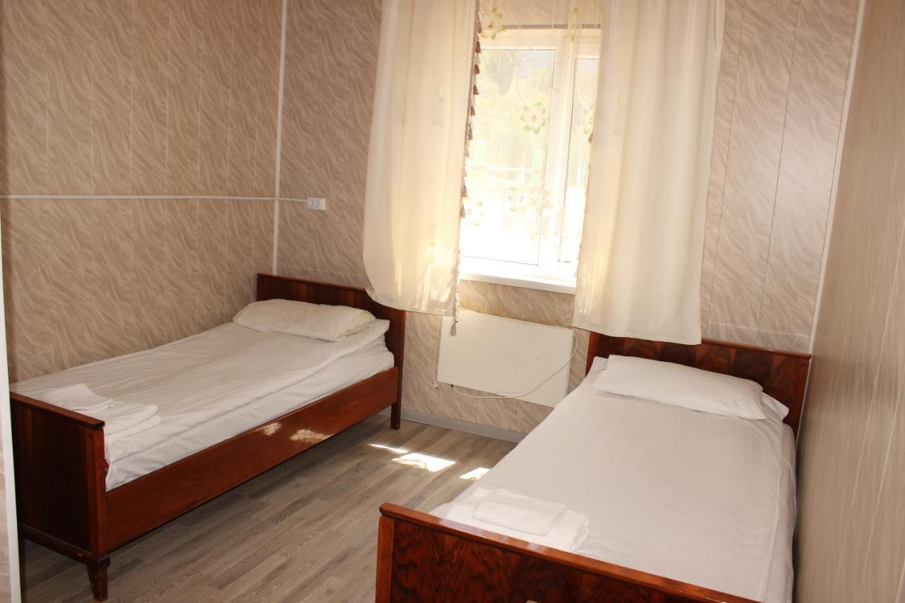 Guest House Jamal Naryn Exterior photo